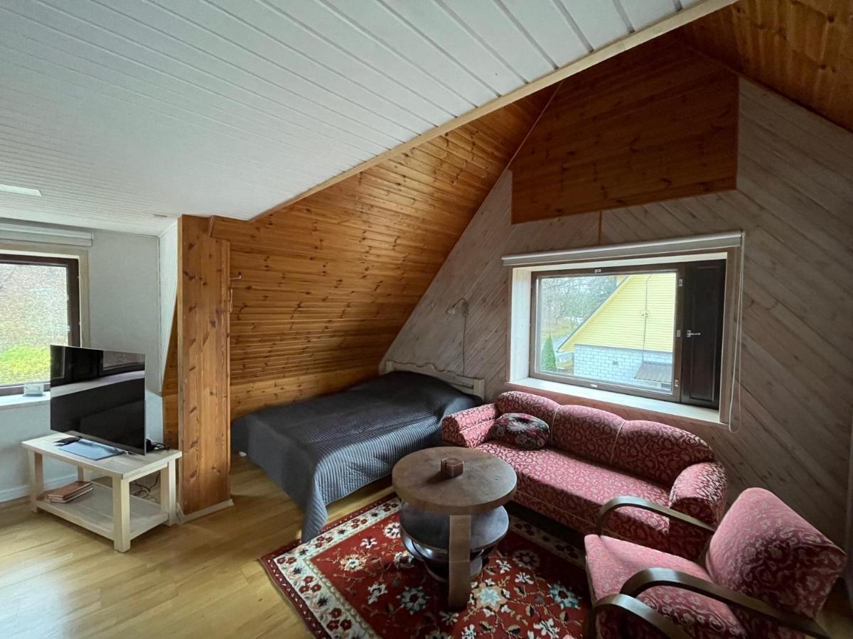 Ferienwohnung Koidula Kodumajutus Rakvere Exterior foto